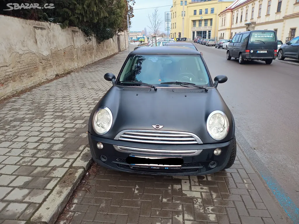 Mini One 1,6 66kw, 2004, benzín na sevis nebo ND